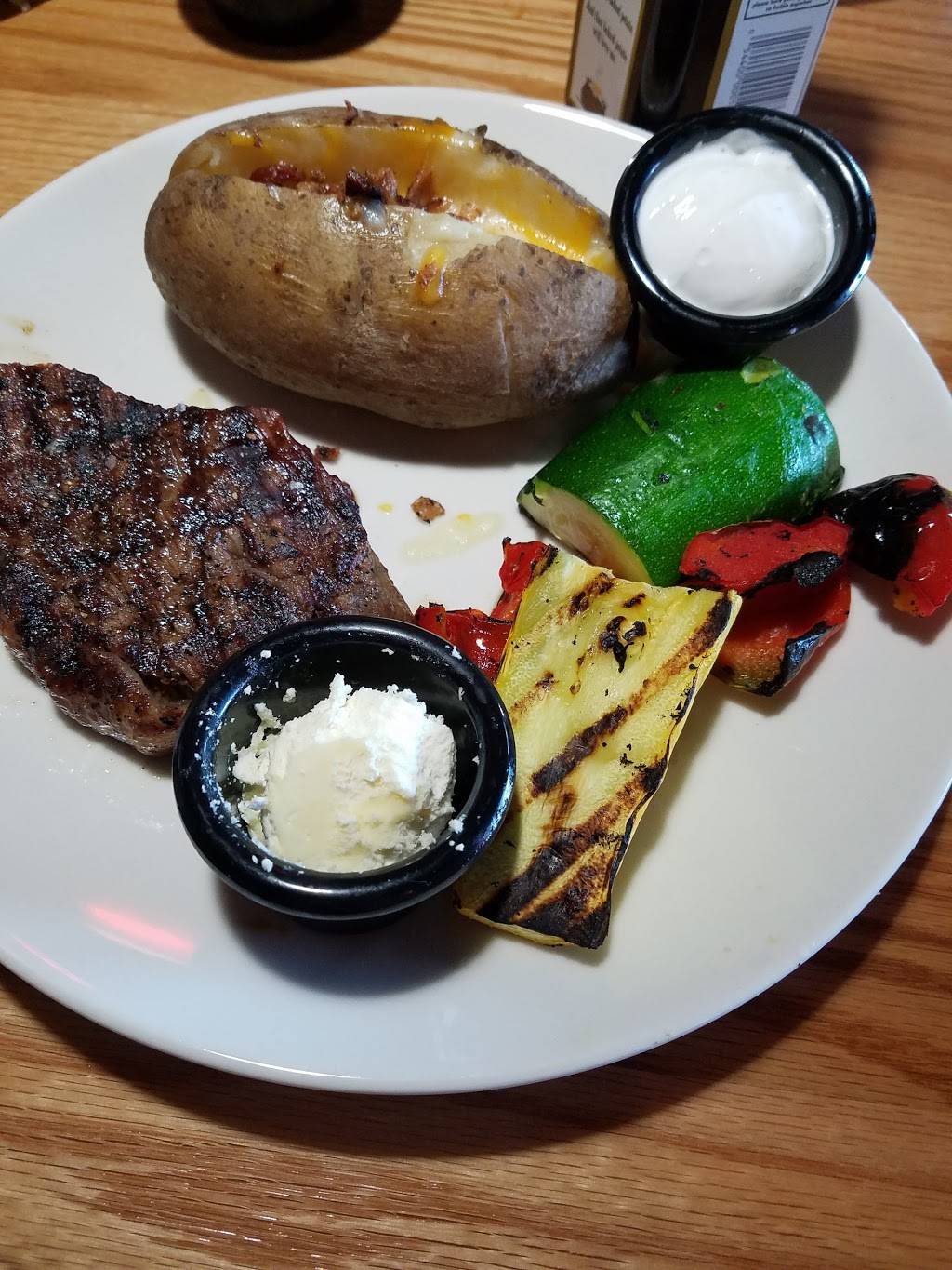 Applebees Grill + Bar | restaurant | 4301 Kirkwood Hwy, Wilmington, DE 19808, USA | 3029951328 OR +1 302-995-1328