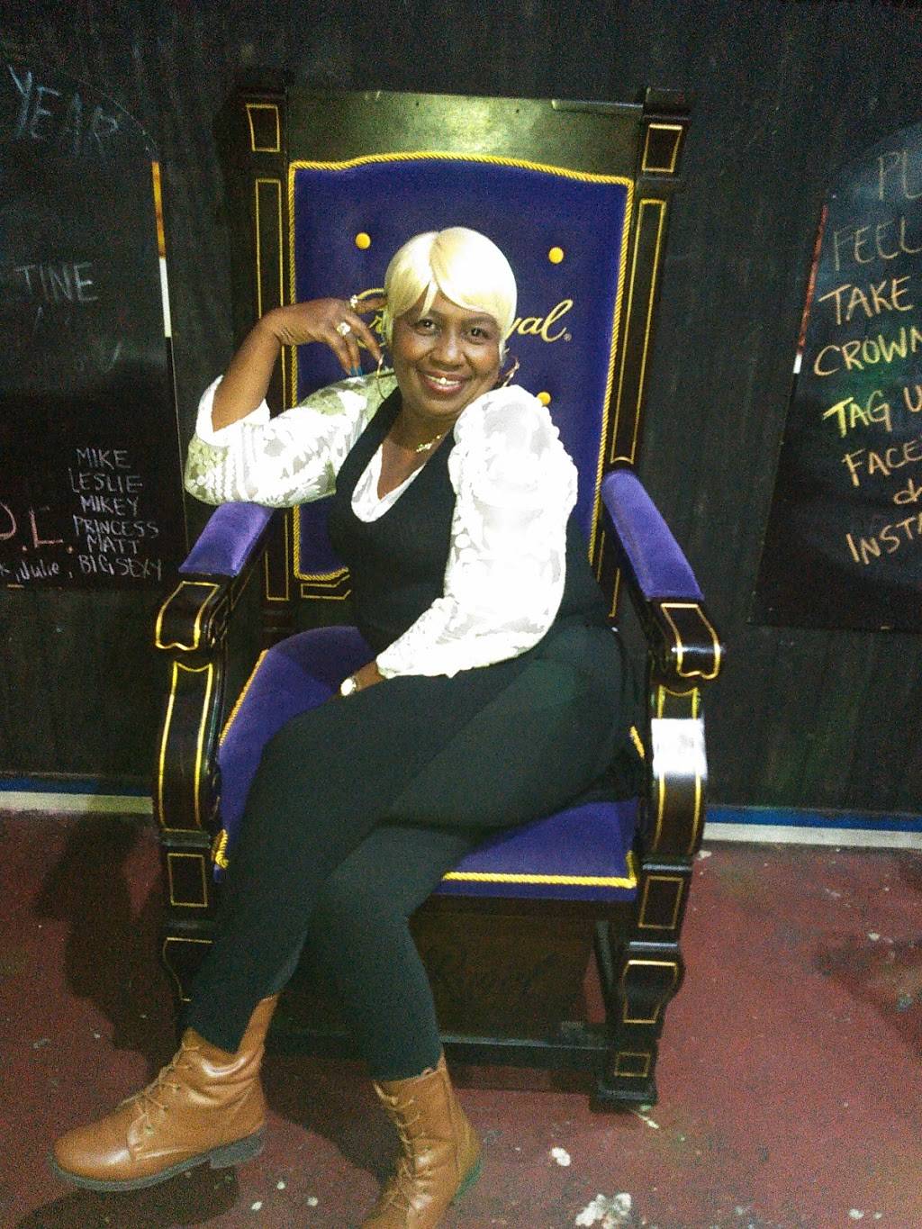 One Block East | restaurant | 642 Tombigbee St, Jackson, MS 39201, USA | 6019440203 OR +1 601-944-0203