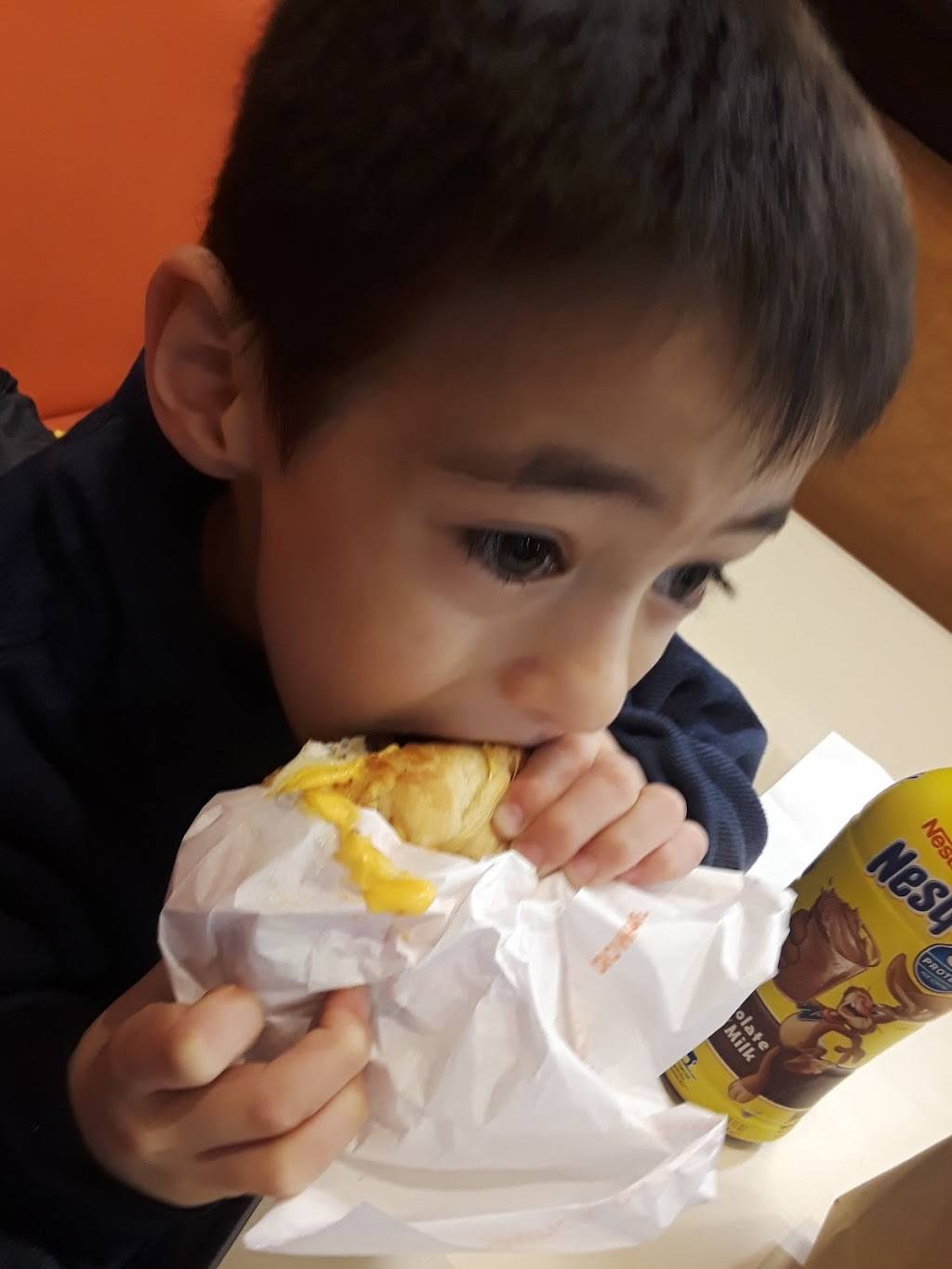 Dunkin Donuts | cafe | 8080 N Milwaukee Ave, Niles, IL 60714, USA | 8478231111 OR +1 847-823-1111