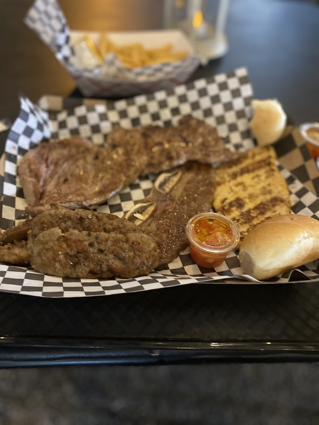 Papirrys Grill on Wheels | restaurant | 220 NE 30th St, Miami, FL 33137, USA | 3053051802 OR +1 305-305-1802