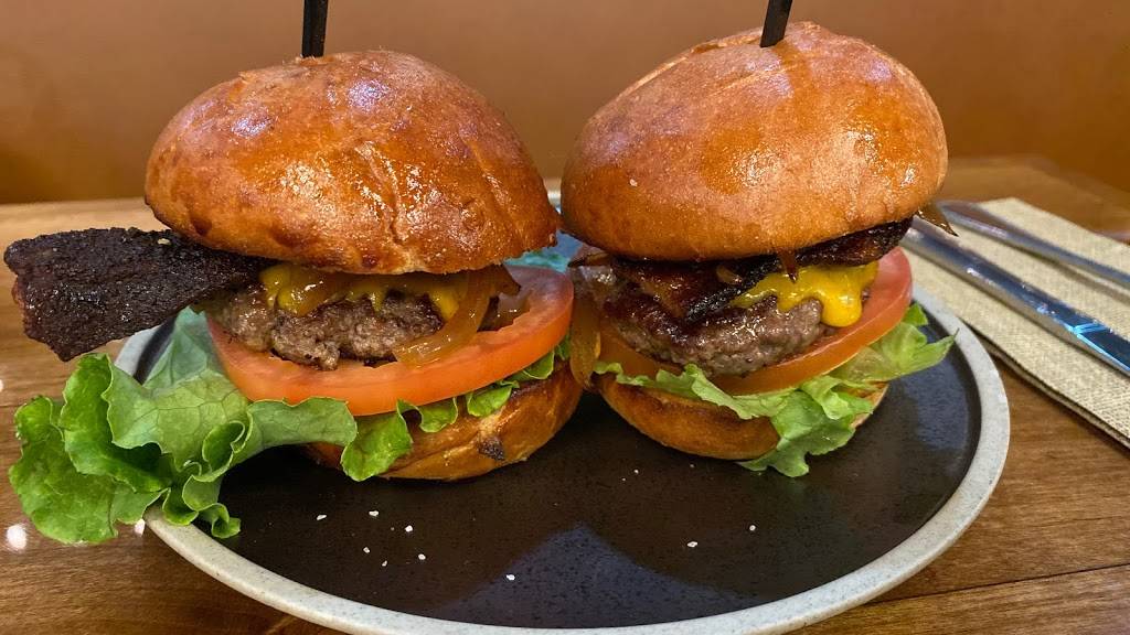 The Hub Eats & Drinks | restaurant | 4740 Natomas Blvd #140, Sacramento, CA 95835, USA | 9168828900 OR +1 916-882-8900