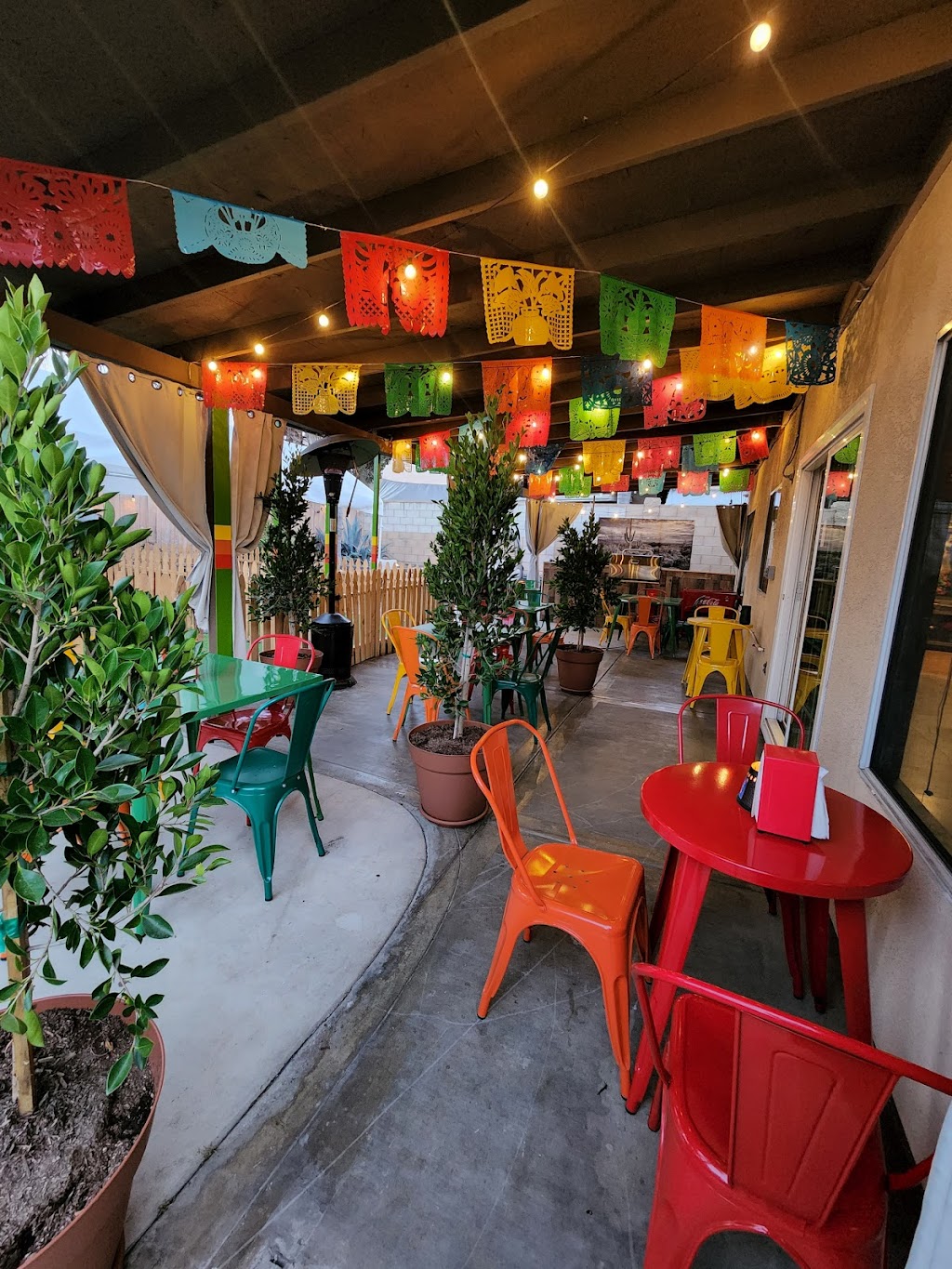 La Burra | restaurant | 3131 Naylor Rd, San Diego, CA 92173, USA | 6197881453 OR +1 619-788-1453