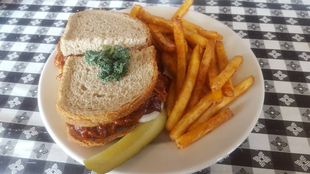 Nisbet Inn | restaurant | 6701 Nisbet Rd, Haubstadt, IN 47639, USA | 8129639305 OR +1 812-963-9305