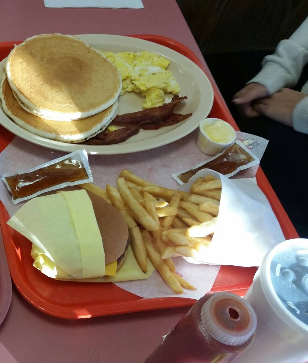 Jims Burgers | restaurant | 805 S Euclid Ave, Ontario, CA 91762, USA | 9099833412 OR +1 909-983-3412