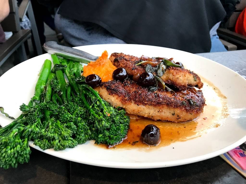 Yard House | restaurant | 700 Baybrook Mall space d-126, Friendswood, TX 77546, USA | 2812829273 OR +1 281-282-9273