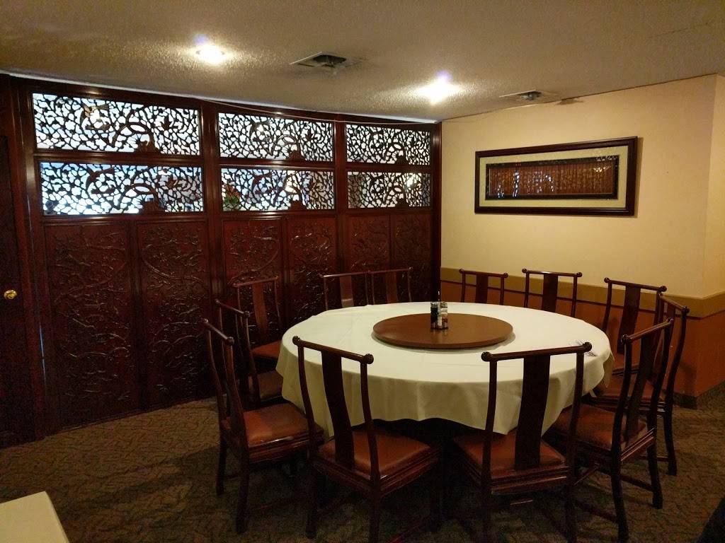 Dragon Tavern Restaurant | restaurant | 971 Montreal Rd, Ottawa, ON K1K 0S6, Canada | 6137467777 OR +1 613-746-7777