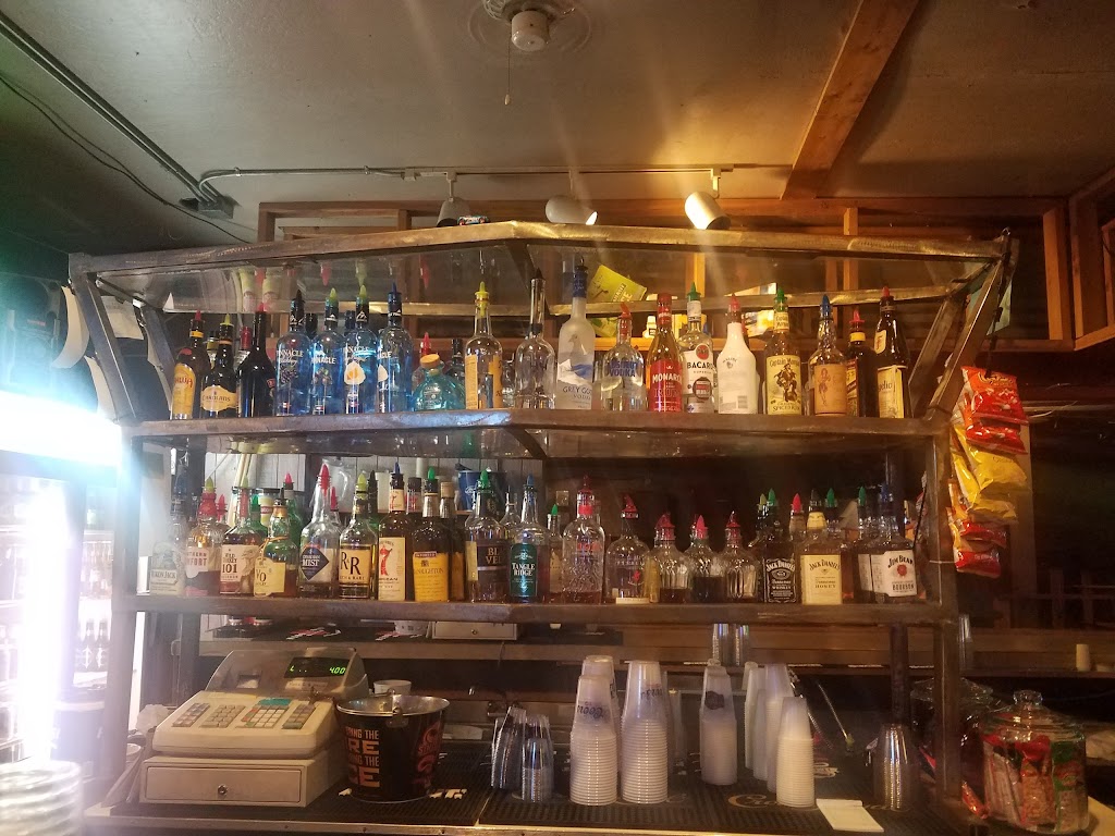 Cadillac Jacks Saloon & Grill | night club | 1703 SW Emigrant Ave, Pendleton, OR 97801, USA | 5412769422 OR +1 541-276-9422