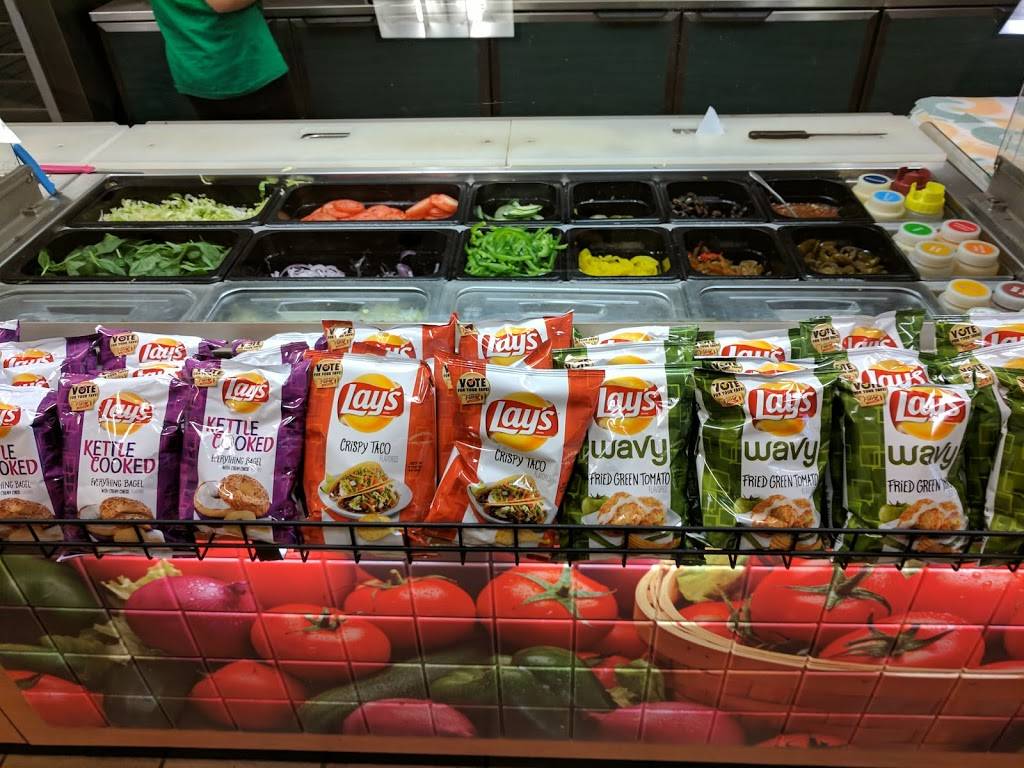 Subway | restaurant | 9523 Kings Charter Dr, Ashland, VA 23005, USA | 8045501725 OR +1 804-550-1725