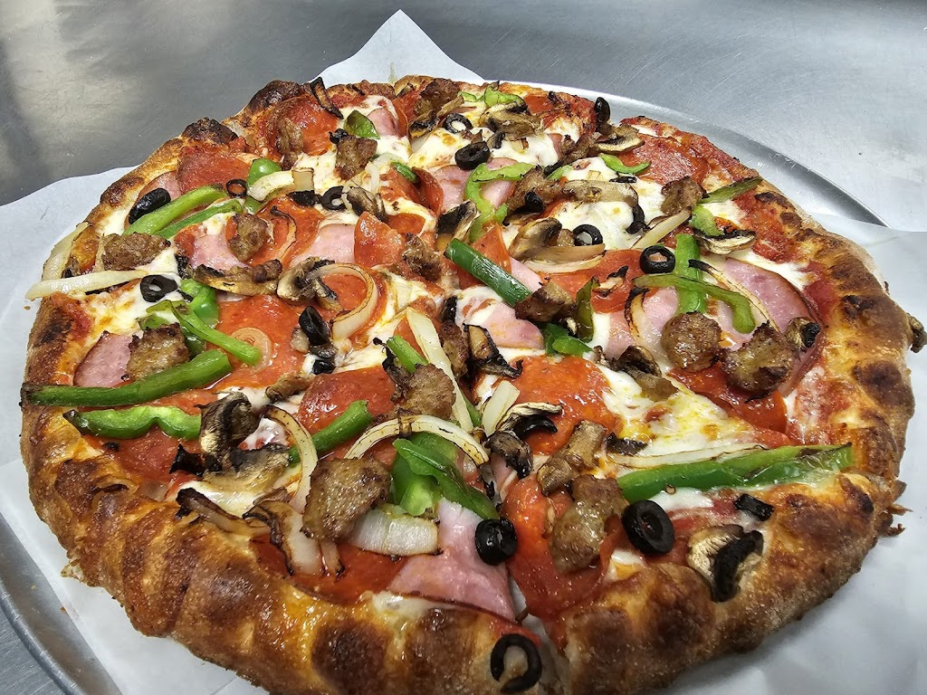 Charlie D’s pizza | restaurant | 8925 Fallbrook Dr #100, Houston, TX 77064, USA | 8326889191 OR +1 832-688-9191