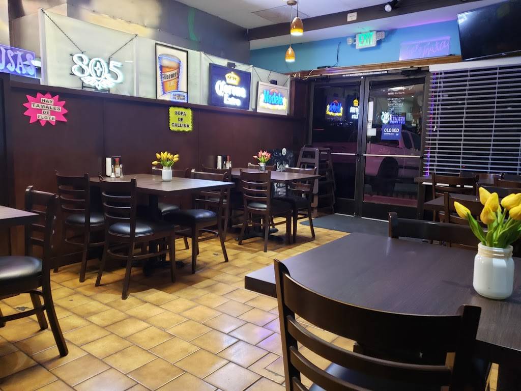 El Salvadoreño Pupuseria | restaurant | 3056 Del Monte Blvd, Marina, CA 93933, USA | 8317472385 OR +1 831-747-2385