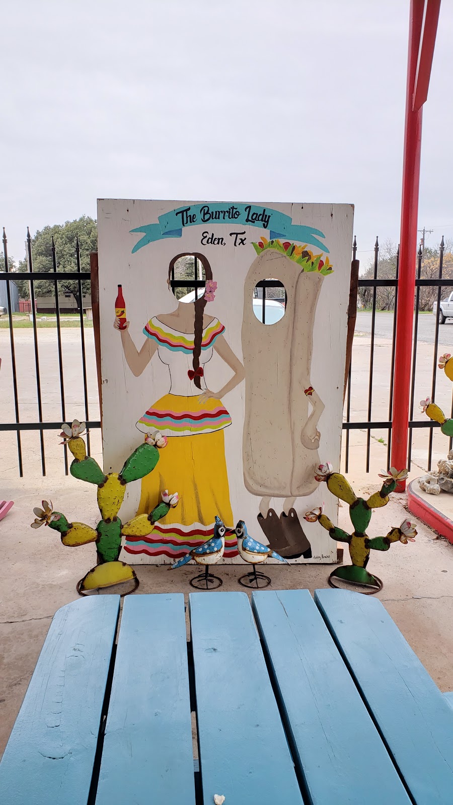 The Burrito Lady | restaurant | Rochefort St, Eden, TX 76837, USA | 3254560156 OR +1 325-456-0156