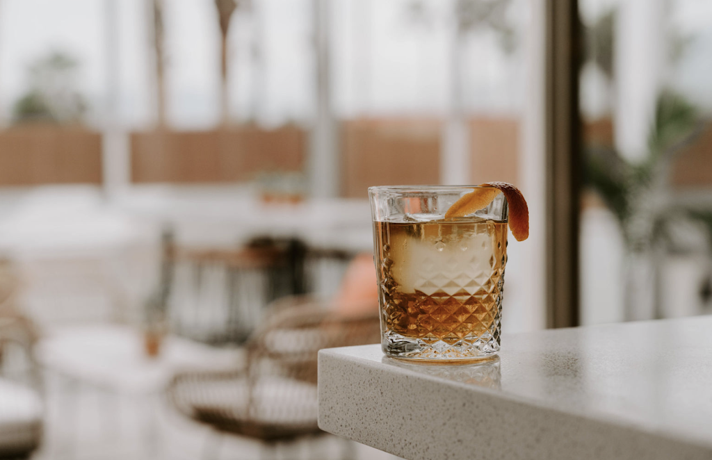 Boozehounds Palm Springs | restaurant | 2080 N Palm Canyon Dr, Palm Springs, CA 92262, USA | 7606560067 OR +1 760-656-0067