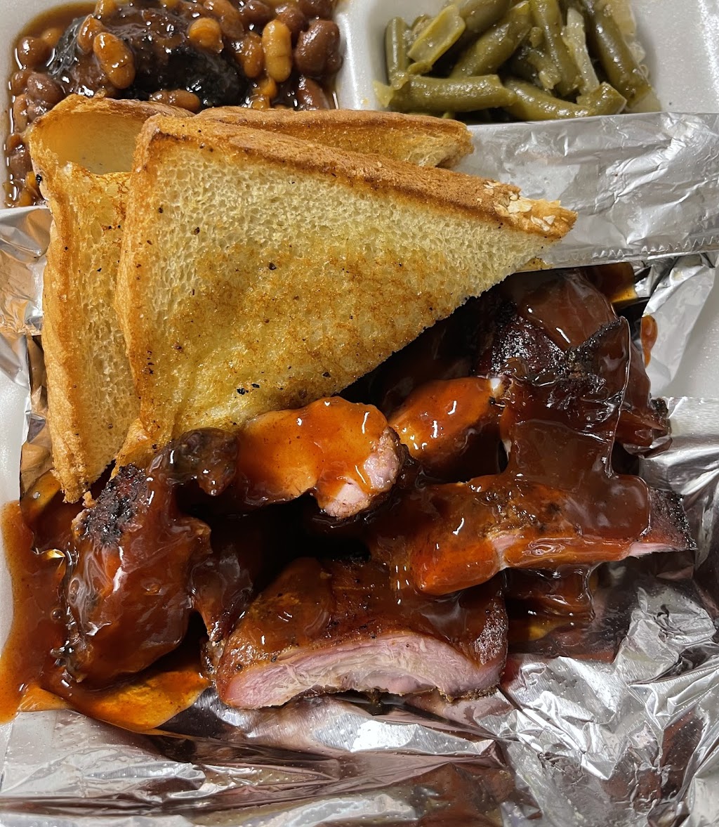 BBQ Outlawz | restaurant | 3323 W 16th St, Indianapolis, IN 46222, USA | 3176714214 OR +1 317-671-4214