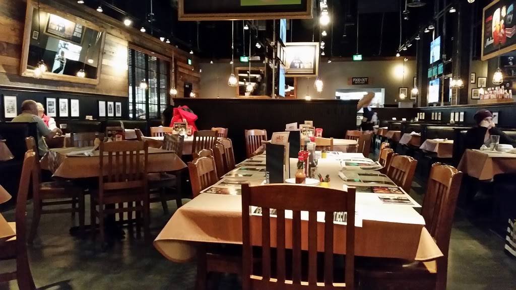 Jack Astors Bar & Grill | restaurant | 310 W Hunt Club Rd, Ottawa, ON K2E 0B7, Canada | 6132254686 OR +1 613-225-4686