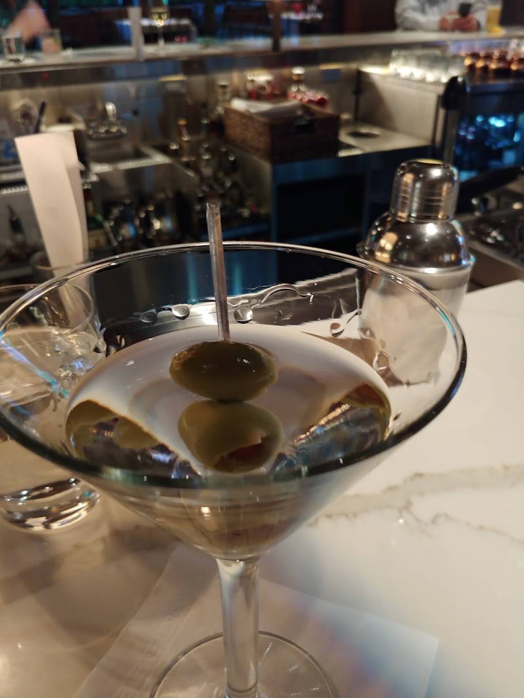 Bricktops | restaurant | 2800 US-280, Birmingham, AL 35223, USA | 2055180772 OR +1 205-518-0772