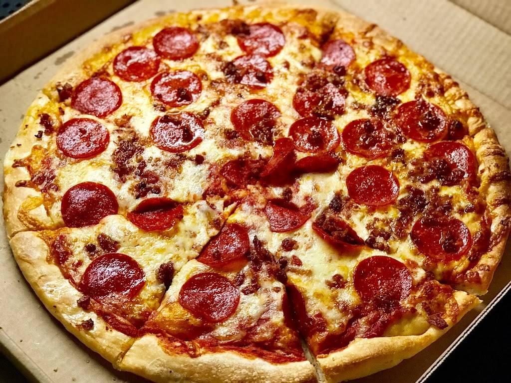 Famous Pizza Of West Warwick | restaurant | 1738 Main St, West Warwick, RI 02893, USA | 4018286994 OR +1 401-828-6994