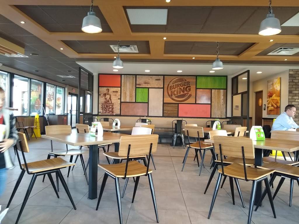 Burger King | restaurant | 5222 S 138th St, Omaha, NE 68137, USA | 4028950380 OR +1 402-895-0380