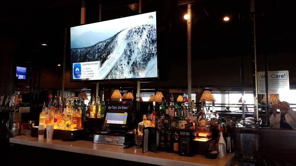 Ruby Tuesday | restaurant | 777 E Merritt Island Causeway, Merritt Island, FL 32952, USA | 3214536340 OR +1 321-453-6340