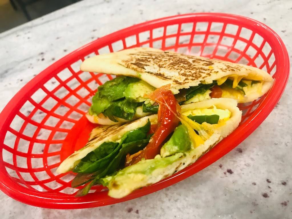 Pressed Panini Bar & Juicery | restaurant | 2517 Mitchell Rd Suits E, Ceres, CA 95307, USA | 2093467467 OR +1 209-346-7467