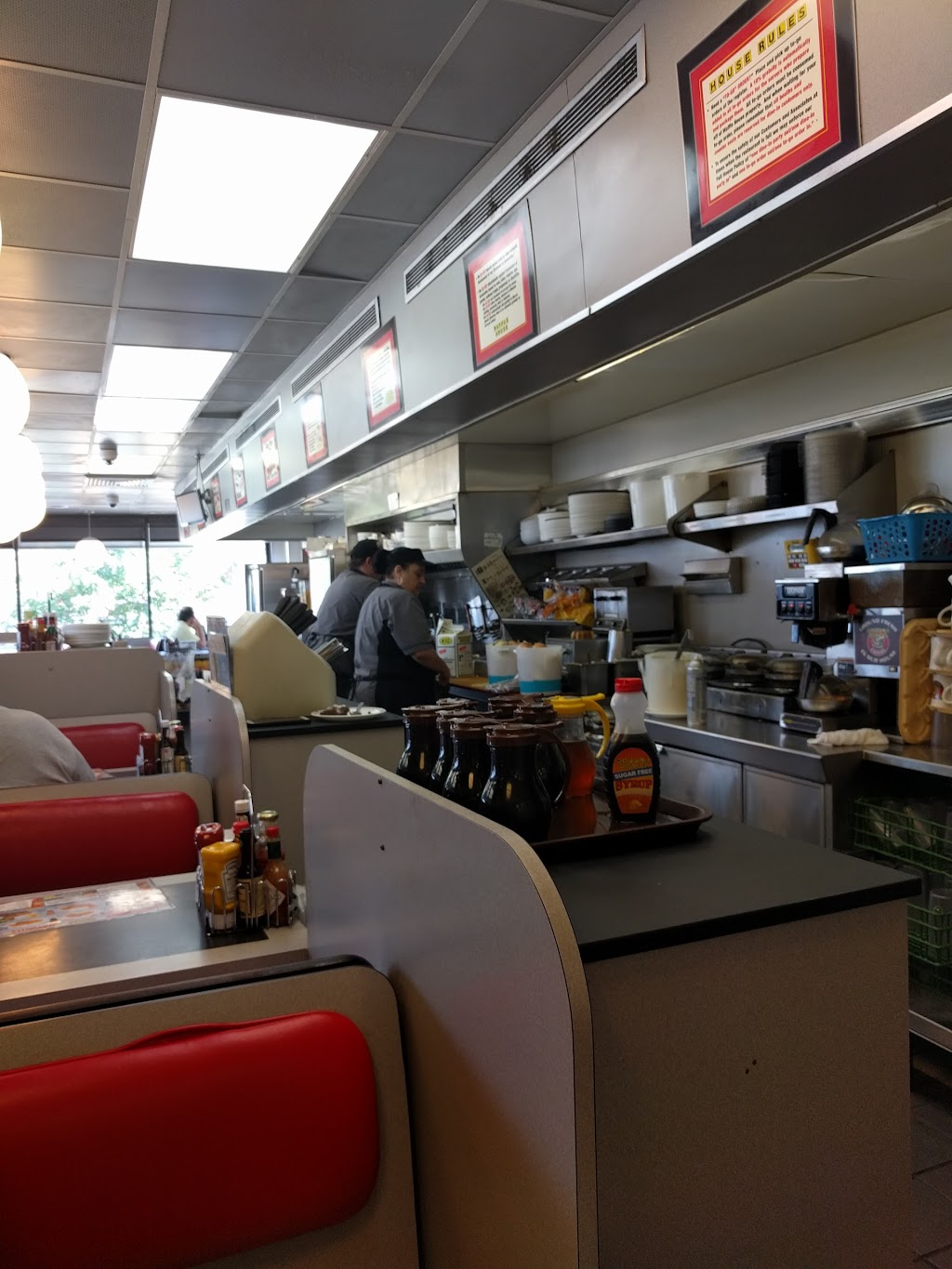 Waffle House | meal takeaway | 6558 Caroline St, Milton, FL 32570, USA | 8506260514 OR +1 850-626-0514