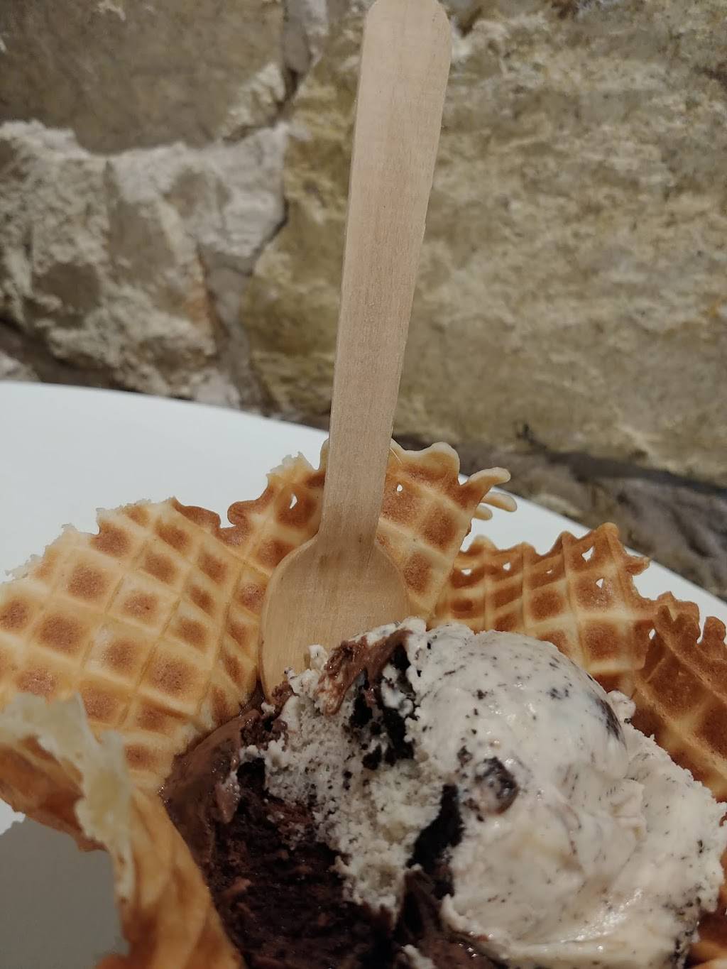 Ben & Jerrys | bakery | 1136 Main St, Napa, CA 94559, USA | 7076969683 OR +1 707-696-9683