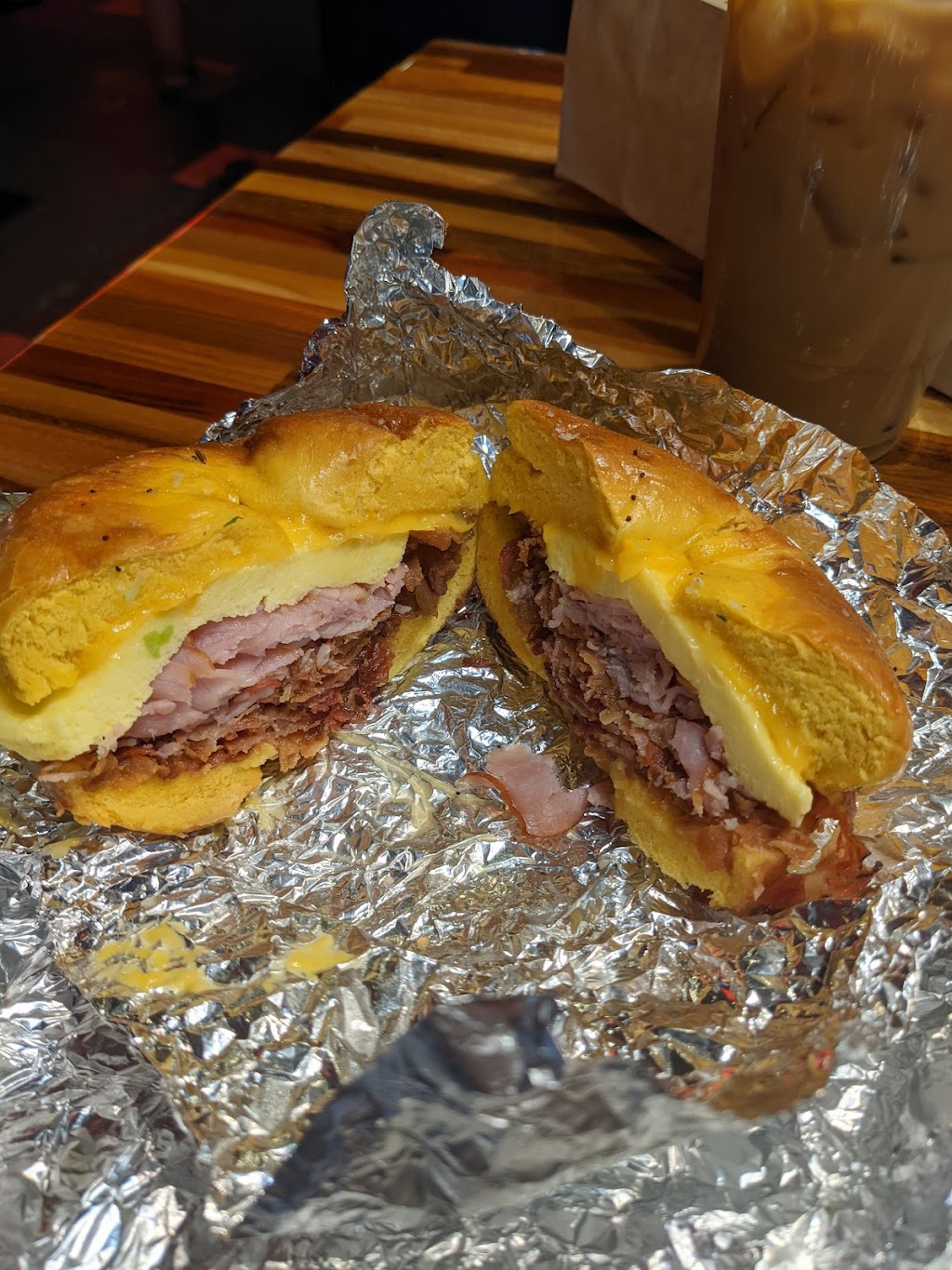 Chicago Bagel Authority - Belmont | bakery | 955 W Belmont Ave, Chicago, IL 60657, USA | 7735491982 OR +1 773-549-1982