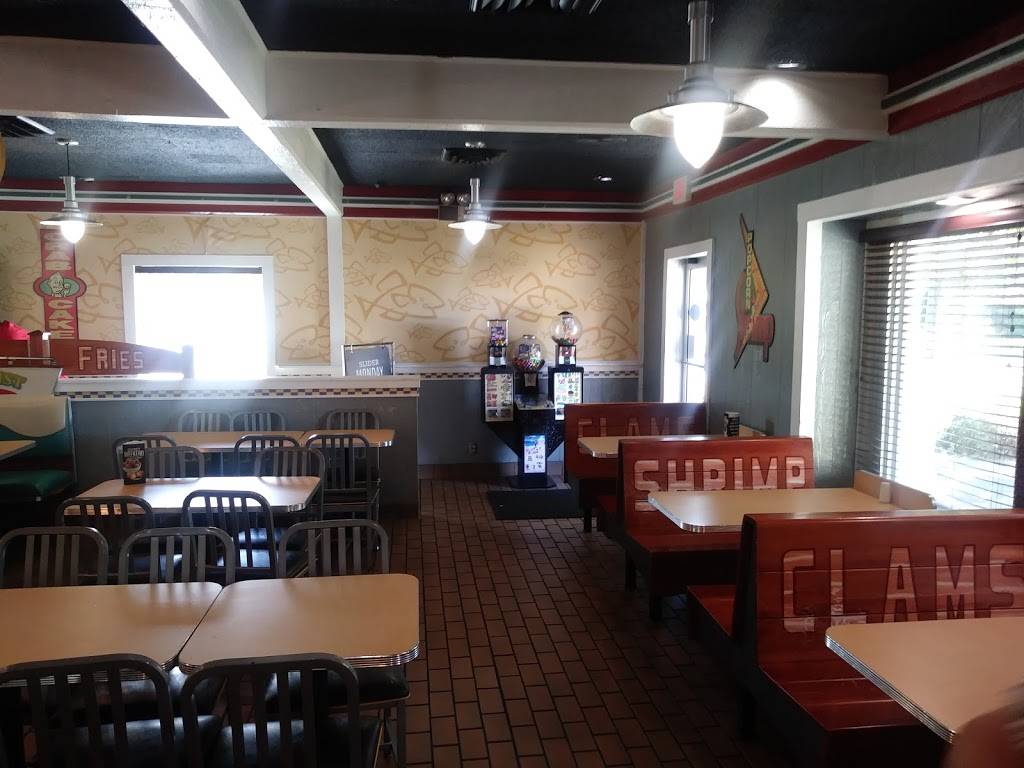 Long John Silvers | restaurant | 631 Quintard Ave, Anniston, AL 36201, USA | 2562376360 OR +1 256-237-6360