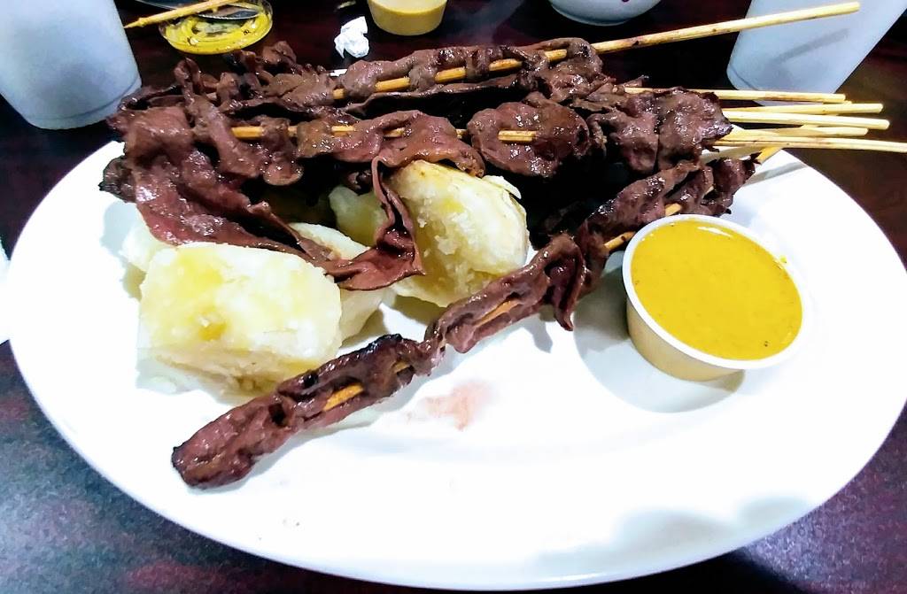 Cristinas Carry Out | restaurant | 304 Douglass Ave, Falls Church, VA 22042, USA | 7039926787 OR +1 703-992-6787