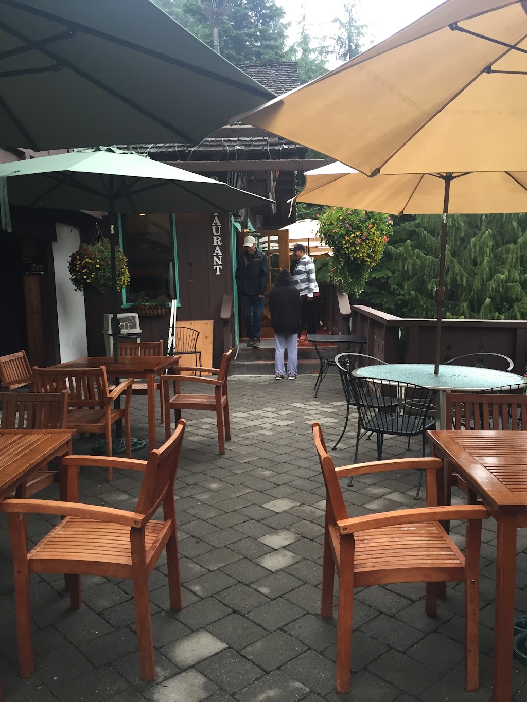 Alpine Inn Restaurant | restaurant | 33818 Crystal Mountain Blvd, Enumclaw, WA 98022, USA | 3606630150 OR +1 360-663-0150