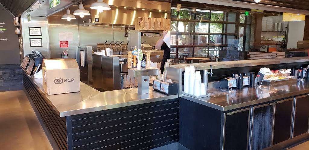 Shake Shack | restaurant | 7014 E Camelback Rd b116, Scottsdale, AZ 85251, USA | 4802708825 OR +1 480-270-8825