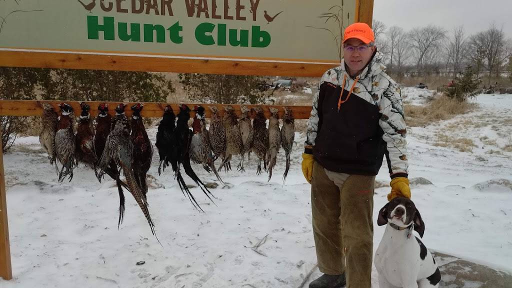 Cedar Valley Hunt Club | restaurant | 205 County H, Fredonia, WI 53021, USA | 2626892683 OR +1 262-689-2683