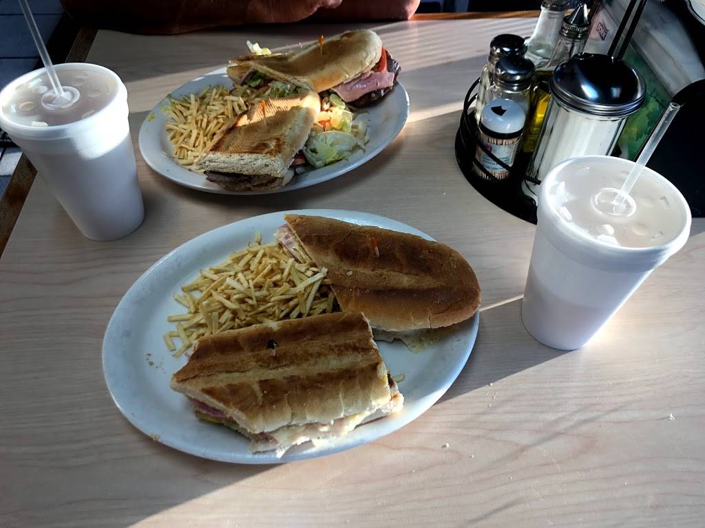 El Metro Restaurant | restaurant | 5355 NW 72nd Ave, Miami, FL 33166, USA | 3058882830 OR +1 305-888-2830