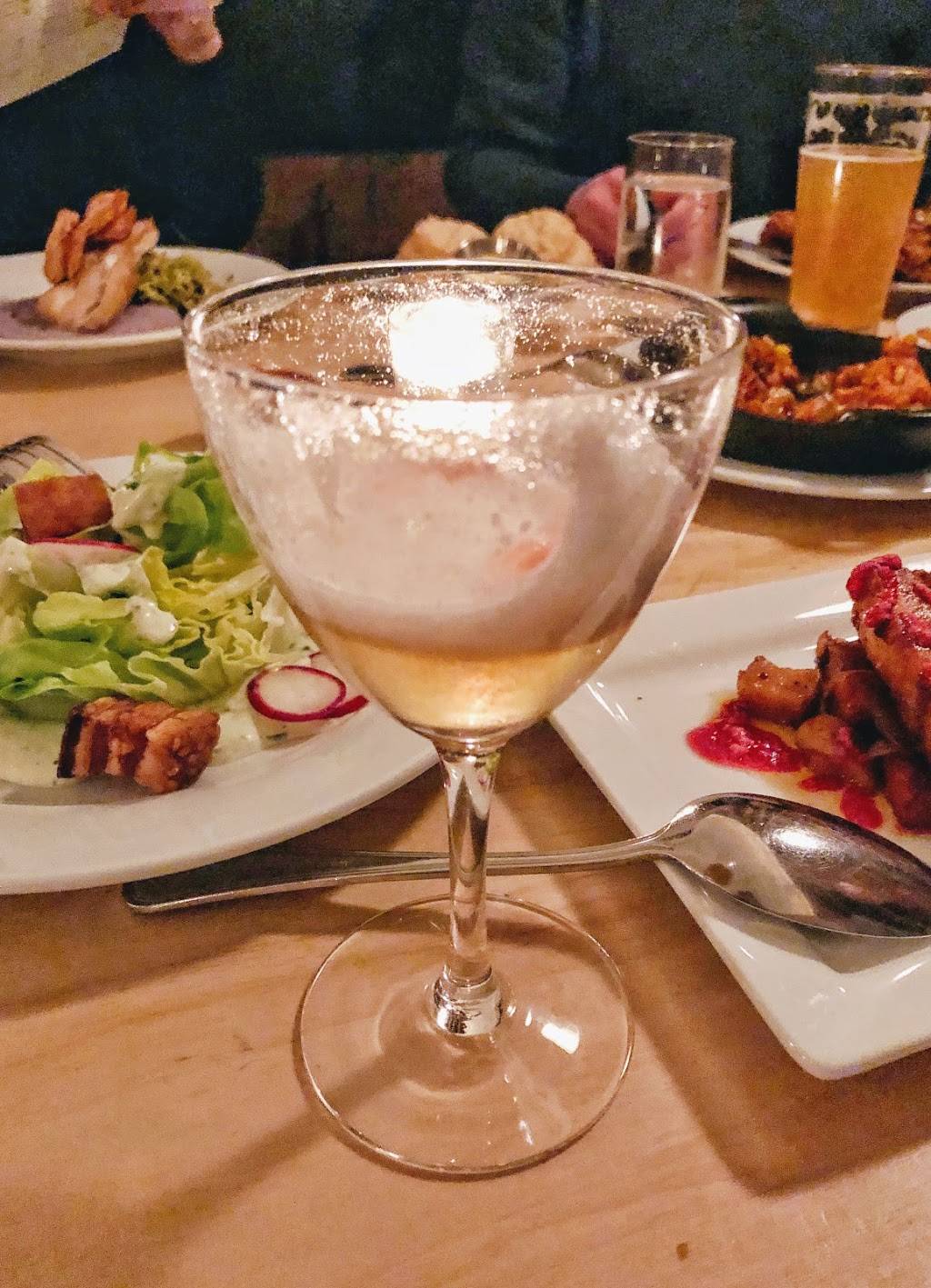 Franks Oyster House & Champagne Parlor | restaurant | 2616 NE 55th St, Seattle, WA 98105, USA | 2065250220 OR +1 206-525-0220