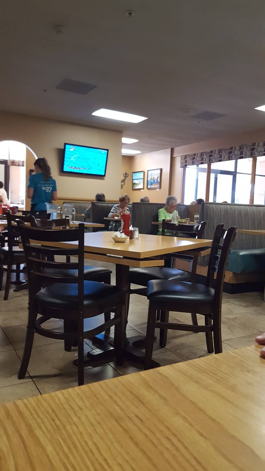 Mercers Restaurant | restaurant | 9720 W Peoria Ave, Peoria, AZ 85345, USA | 6239720933 OR +1 623-972-0933