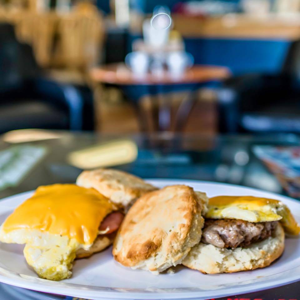 BreckFast | restaurant | 500 S Main St STE 1R, Breckenridge, CO 80424, USA | 9707713456 OR +1 970-771-3456