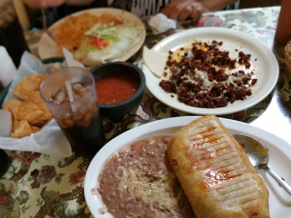 Mi Ranchito | restaurant | 2019 S Main St, Rockford, IL 61102, USA | 8159618138 OR +1 815-961-8138