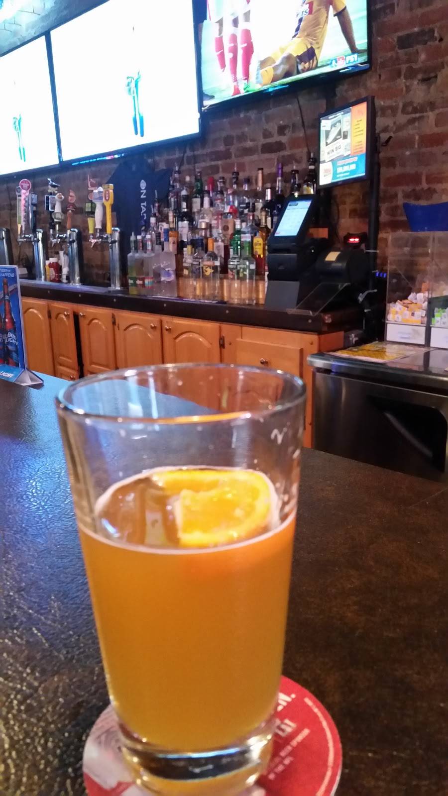 Broadway Brewhouse | restaurant | 3828, 127 S Broadway St, New Philadelphia, OH 44663, USA | 3303439231 OR +1 330-343-9231