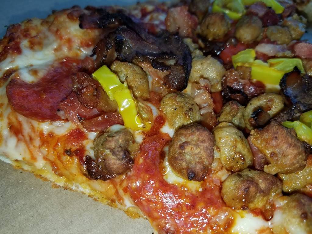 Dominos Pizza | meal delivery | 401 E Michigan Ave, Saline, MI 48176, USA | 7349444555 OR +1 734-944-4555