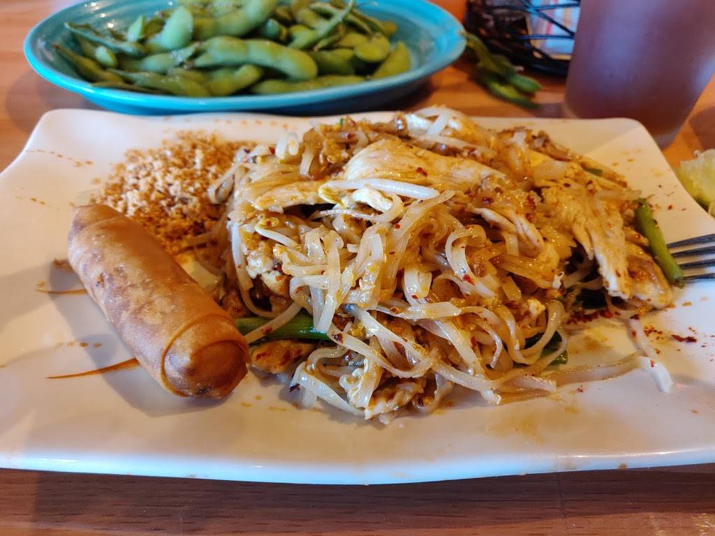 Thai Hut Restaurant | restaurant | 2602 N Loop 1604 E, San Antonio, TX 78248, USA | 2109717299 OR +1 210-971-7299