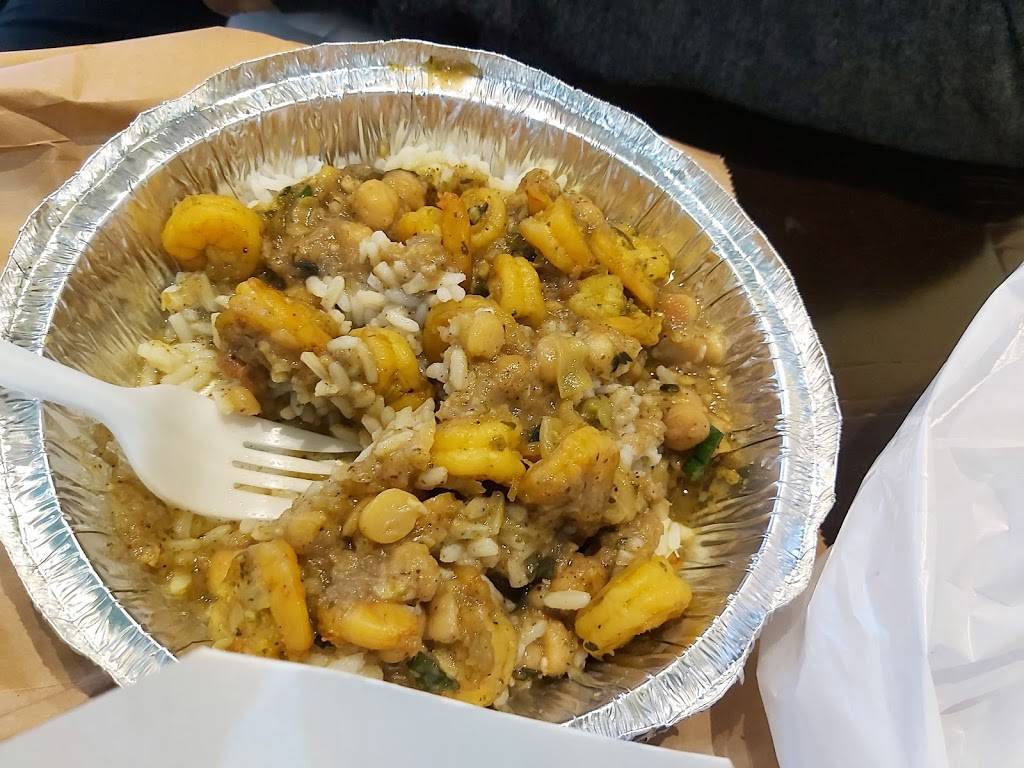 D’ Savannah Roti Shop | restaurant | 119-15 Liberty Ave, South Richmond Hill, NY 11419, USA | 3474944971 OR +1 347-494-4971