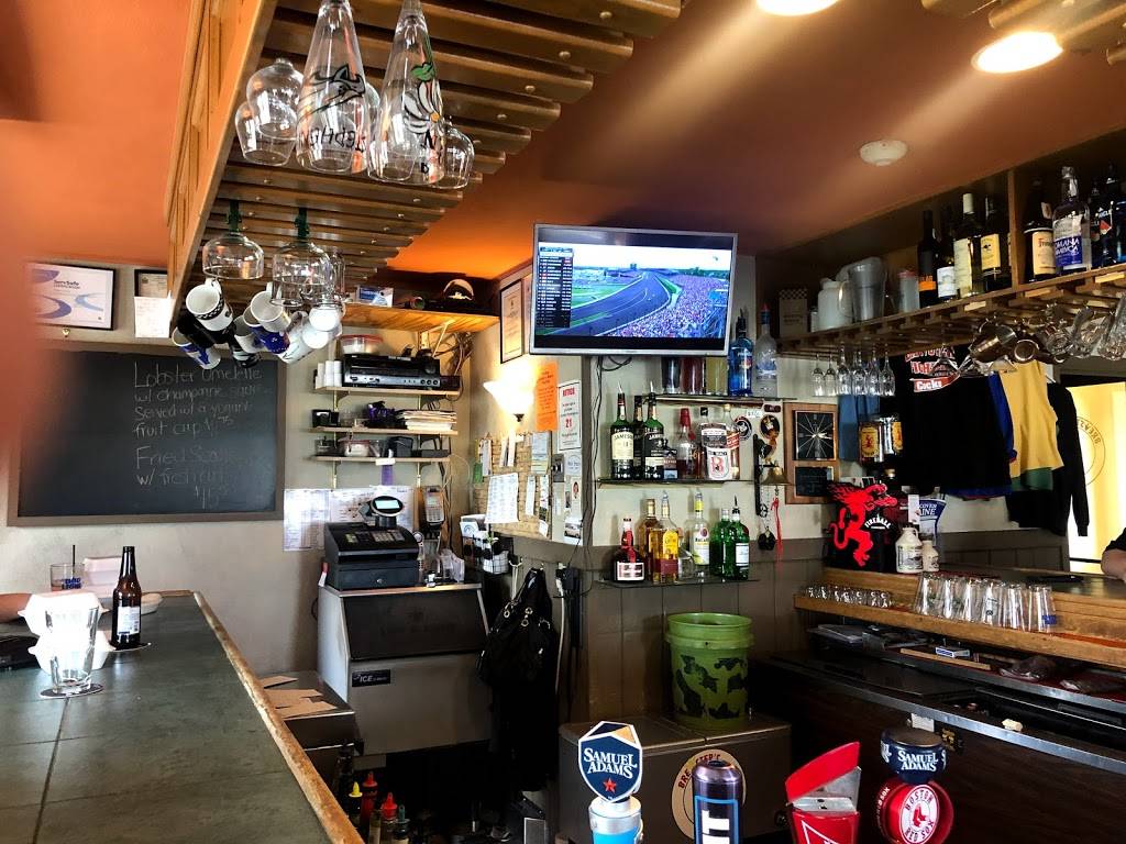 Brewsters Fine Food & Drink | restaurant | 359 Wilson St, Brewer, ME 04412, USA | 2079890444 OR +1 207-989-0444