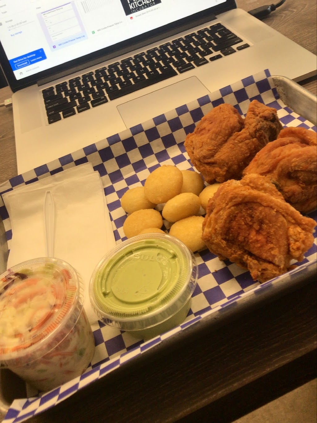 Pollo Graduado | restaurant | 7415 NW 54th St, Miami, FL 33166, USA | 3058502110 OR +1 305-850-2110