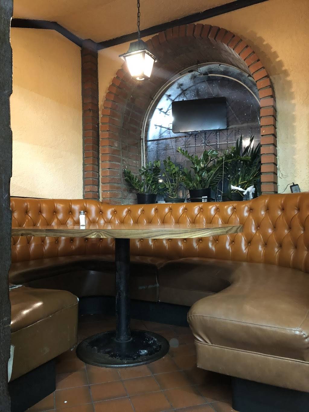 Cemitas Poblanas Mi Magdalena Restaurant 2 | restaurant | 3049 E 4th St, Los Angeles, CA 90063, USA | 3236855550 OR +1 323-685-5550