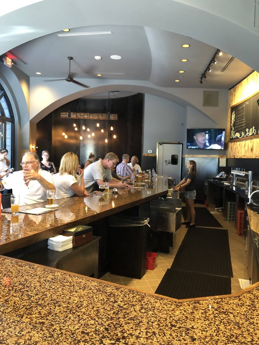 Hop Nuts Brewing | restaurant | 430 S Rampart Blvd #190, Las Vegas, NV 89145, USA | 7027493232 OR +1 702-749-3232