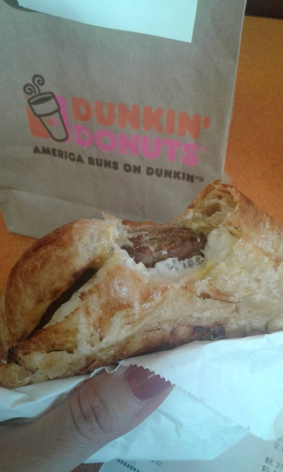 Dunkin | cafe | 100 Baltimore Pike, Springfield, PA 19064, USA | 6105441581 OR +1 610-544-1581