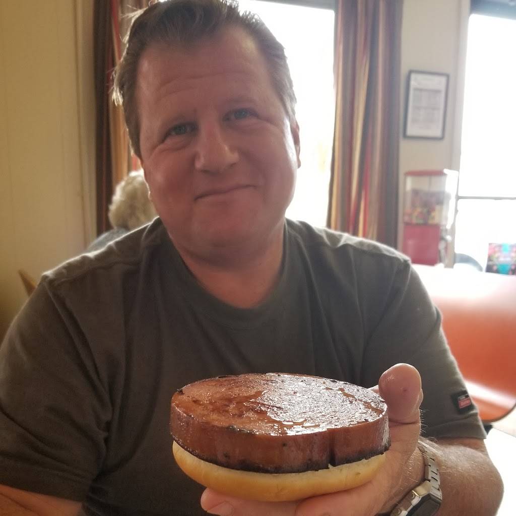 Hog Heaven | restaurant | 1320 Shelby Dr, Dyersburg, TN 38024, USA | 7312851544 OR +1 731-285-1544