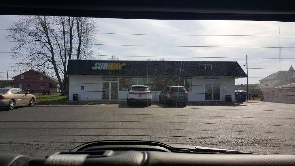 Subway | restaurant | 118 E Nassau St, East Canton, OH 44730, USA | 3304880499 OR +1 330-488-0499