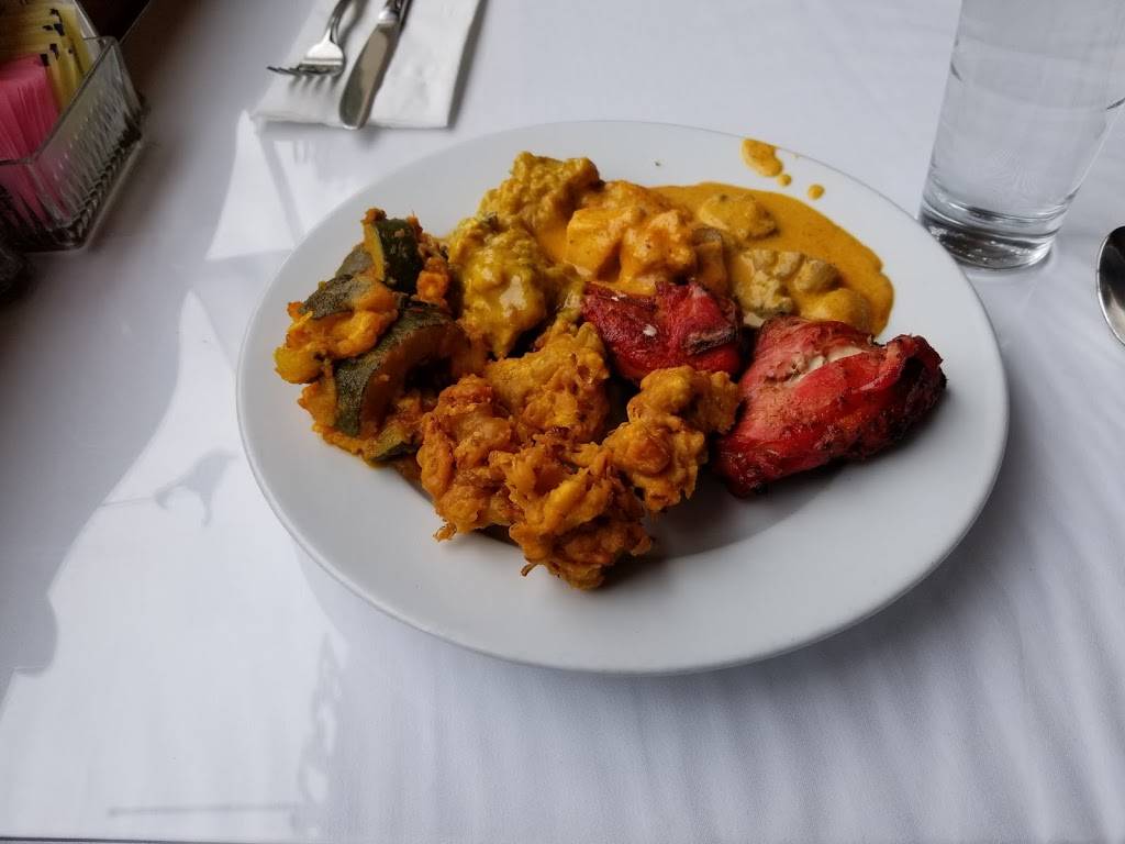 The Tandoori Nite | restaurant | 2160 University Ave, Berkeley, CA 94704, USA | 5108487252 OR +1 510-848-7252