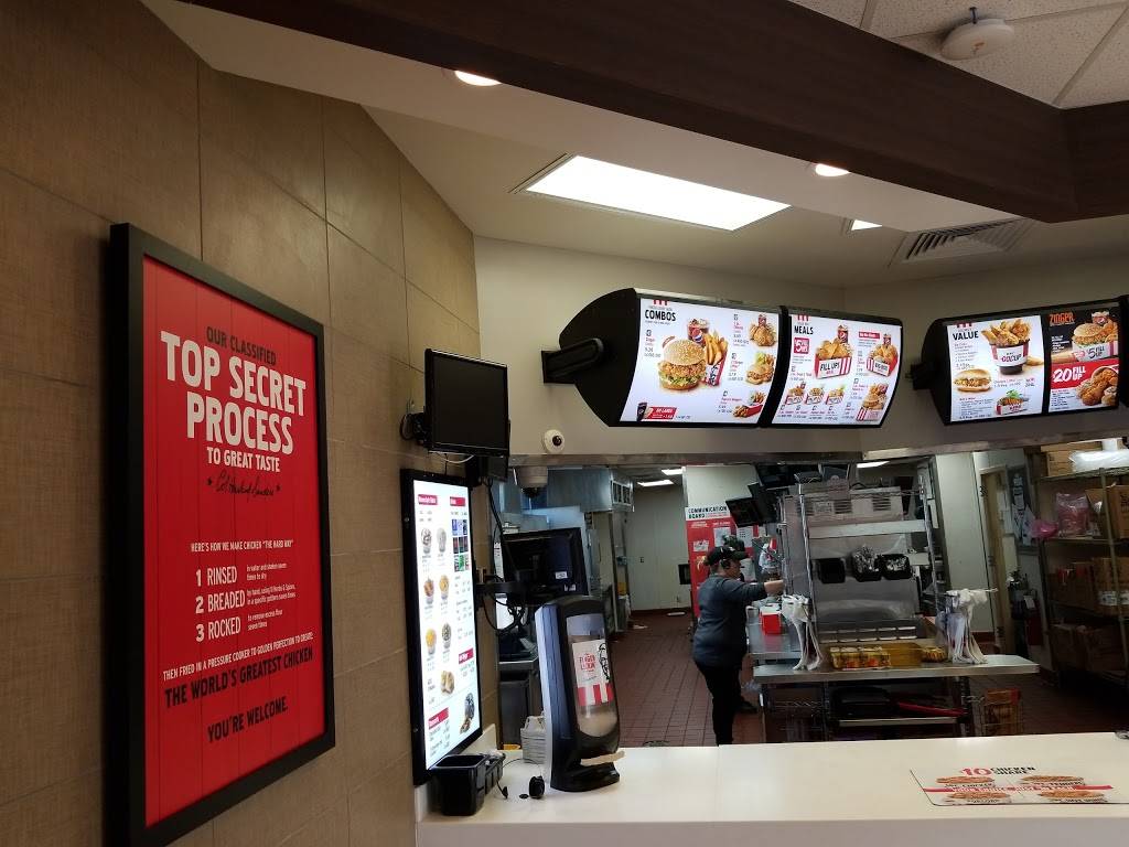 KFC | restaurant | 12420 La Grange Rd, Louisville, KY 40245, USA | 5022410347 OR +1 502-241-0347