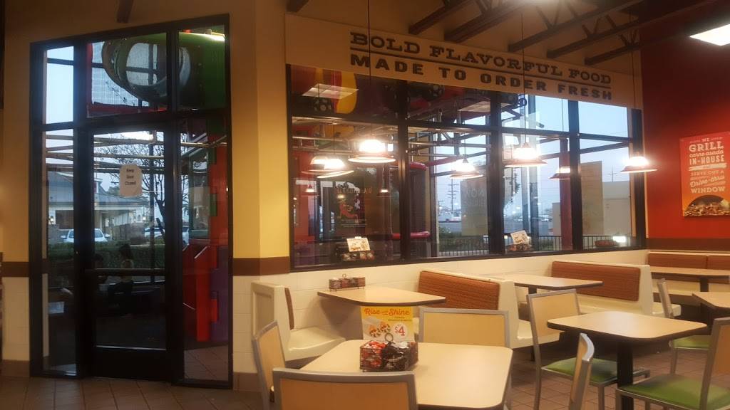 Del Taco | meal takeaway | 8270 Rosedale Hwy, Bakersfield, CA 93312, USA | 6615883002 OR +1 661-588-3002